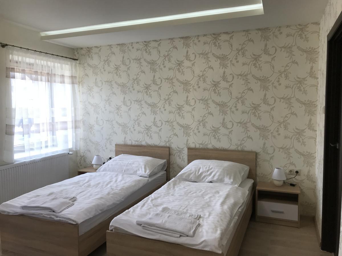 Kristály apartmanok Kisvárda Esterno foto